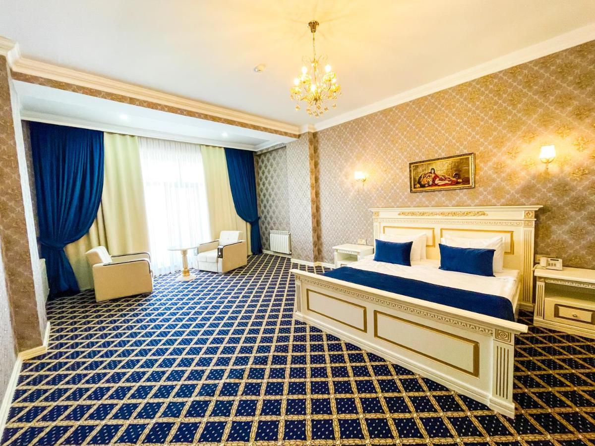Premier Palace Baku Zewnętrze zdjęcie Suite